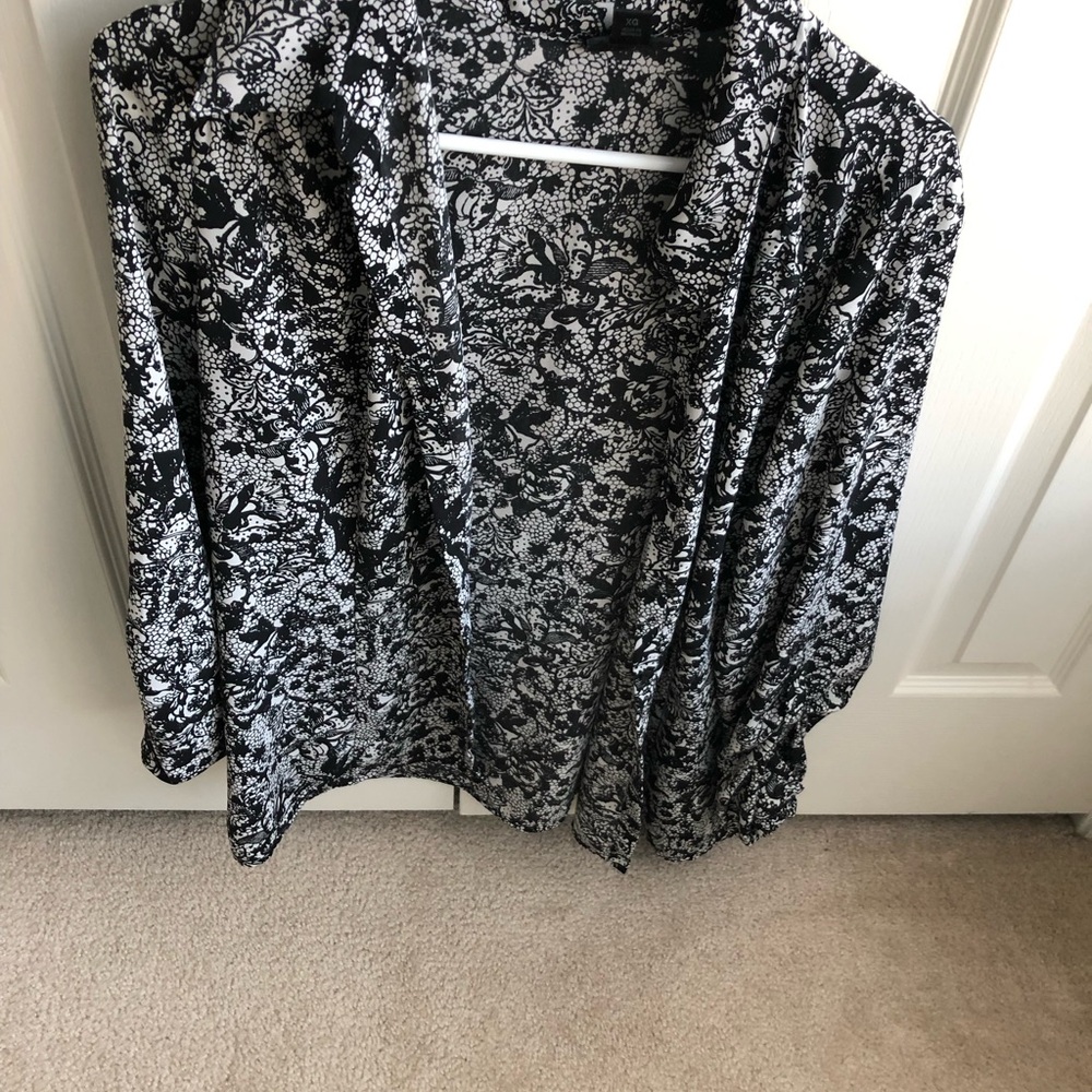 Printed long sleeves blouse